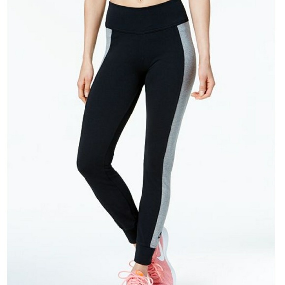 Nike Sportswear Leggings - Picture 2 of 4